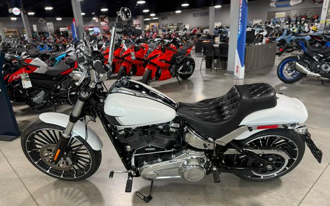 2024 Harley-Davidson Breakout