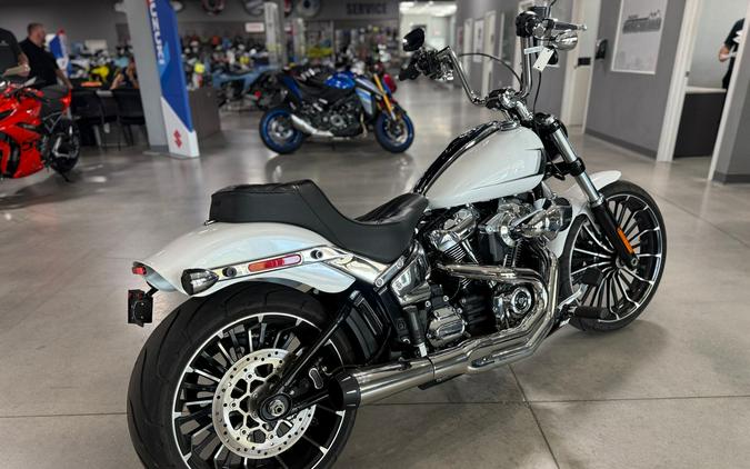 2024 Harley-Davidson Breakout