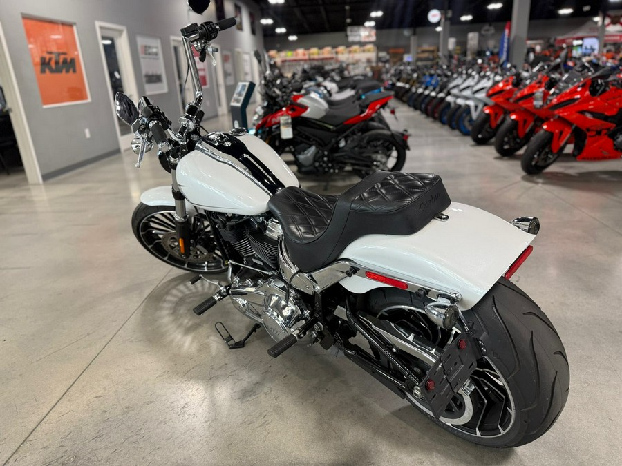 2024 Harley-Davidson Breakout