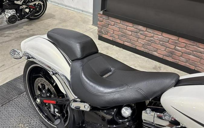 2014 Harley-Davidson® FXSB - Softail® Breakout®
