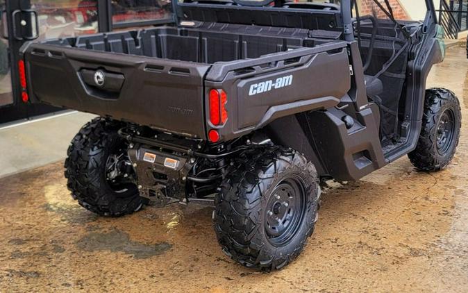 2024 Can-Am® Defender HD9