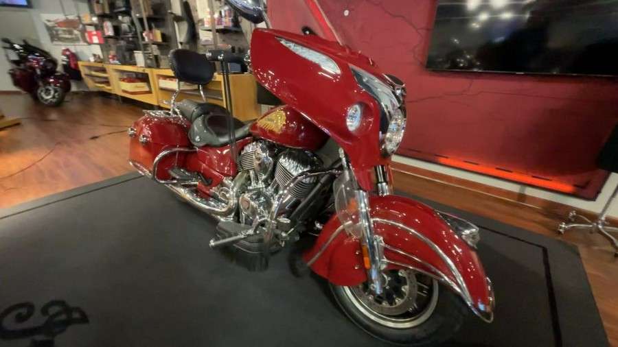 2014 Indian Motorcycle® Chieftain™ Indian Motorcycle® Red