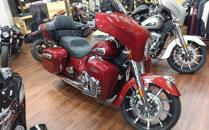 2023 Indian Motorcycle® Roadmaster® Limited Stryker Red Metallic