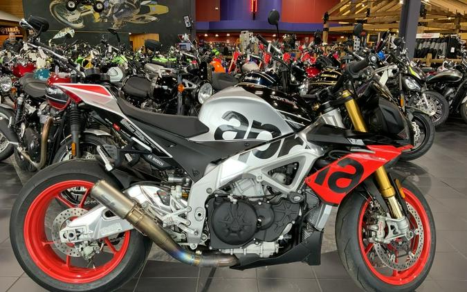 2019 Aprilia® Tuono V4 1100 Factory Summit Attack