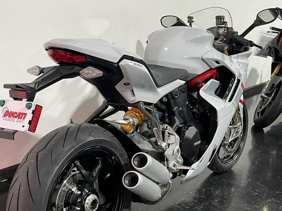 2024 Ducati Supersport 950 S White Stripe