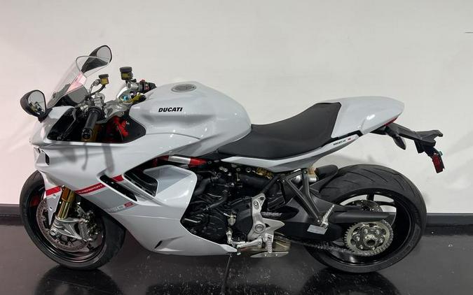 2024 Ducati Supersport 950 S White Stripe