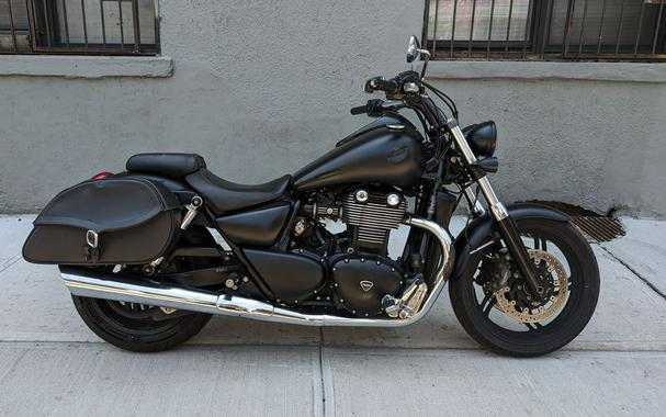 2013 Triumph Thunderbird Standard