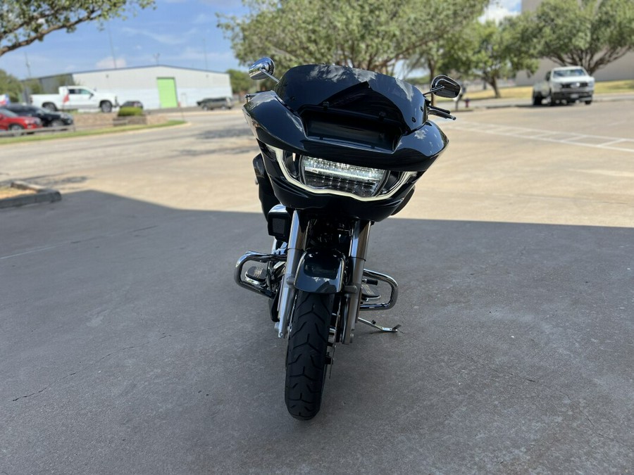 2025 Harley-Davidson® Road Glide® Iron Horse Metallic