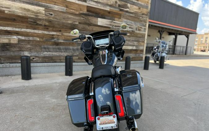 2025 Harley-Davidson® Road Glide® Iron Horse Metallic