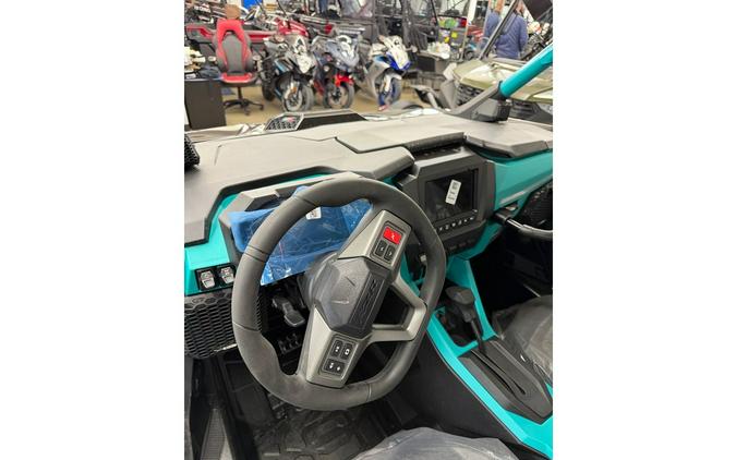 2025 RZR PRO R 4 ULT - BLACK CRYSTAL/RAD GREEN - Polaris