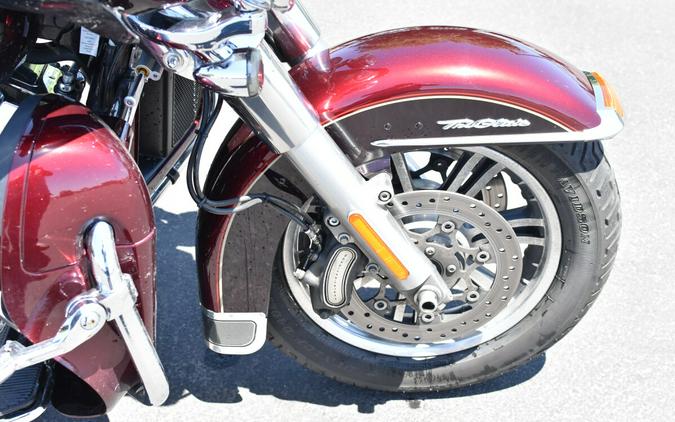 2014 Harley-Davidson Tri Glide Ultra FLHTCUTG