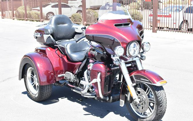 2014 Harley-Davidson Tri Glide Ultra FLHTCUTG
