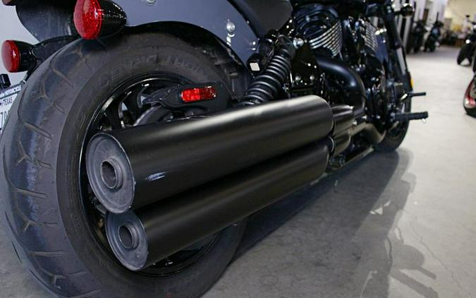 2023 Indian Motorcycle® Sport Chief Stealth Gray