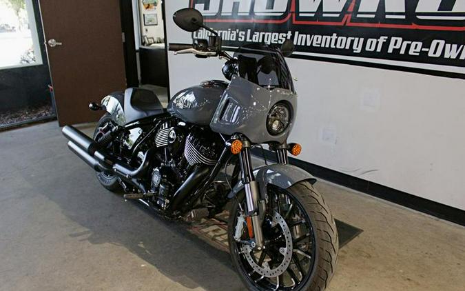 2023 Indian Motorcycle® Sport Chief Stealth Gray