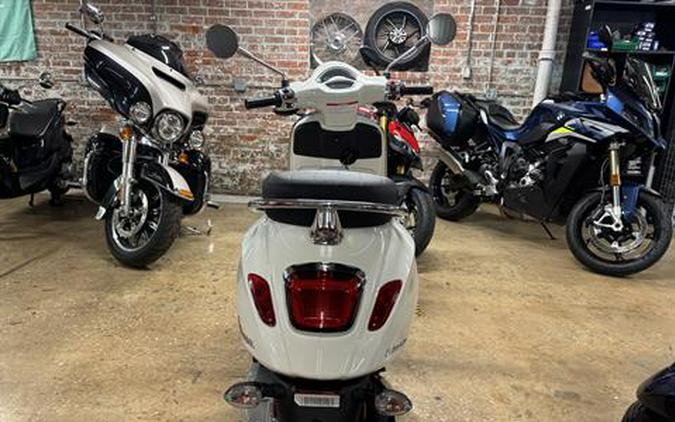 2025 Vespa Primavera 150