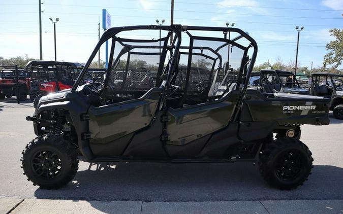 2025 Honda Pioneer 1000-6 Deluxe Crew