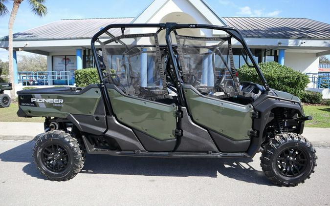 2025 Honda Pioneer 1000-6 Deluxe Crew