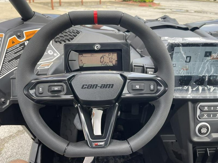 2026 Can-Am® Maverick X3 X ds Turbo RR Triple Black_4.5 in