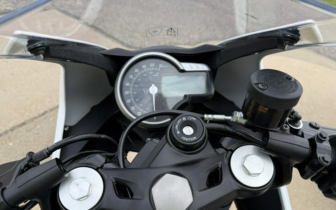 2026 Triumph Thruxton 400