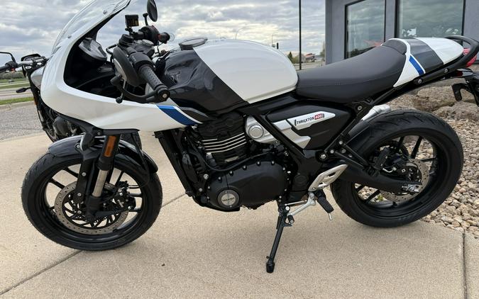 2026 Triumph Thruxton 400