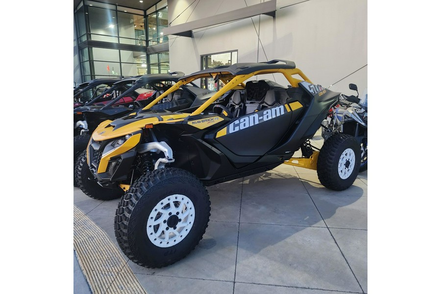 2024 Can-Am Mav R X RS w/ SS 999T DCT