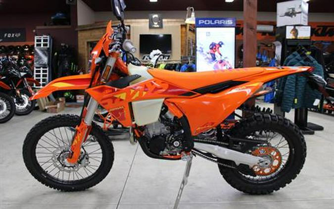 2025 KTM 500 EXC-F Six Days