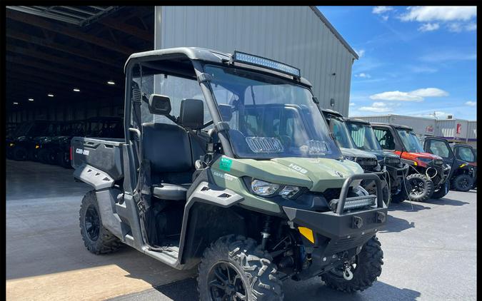 2018 Can-Am® Defender DPS™ HD8