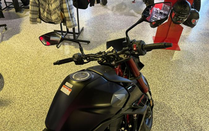 2026 Honda CB750 Hornet E-Clutch