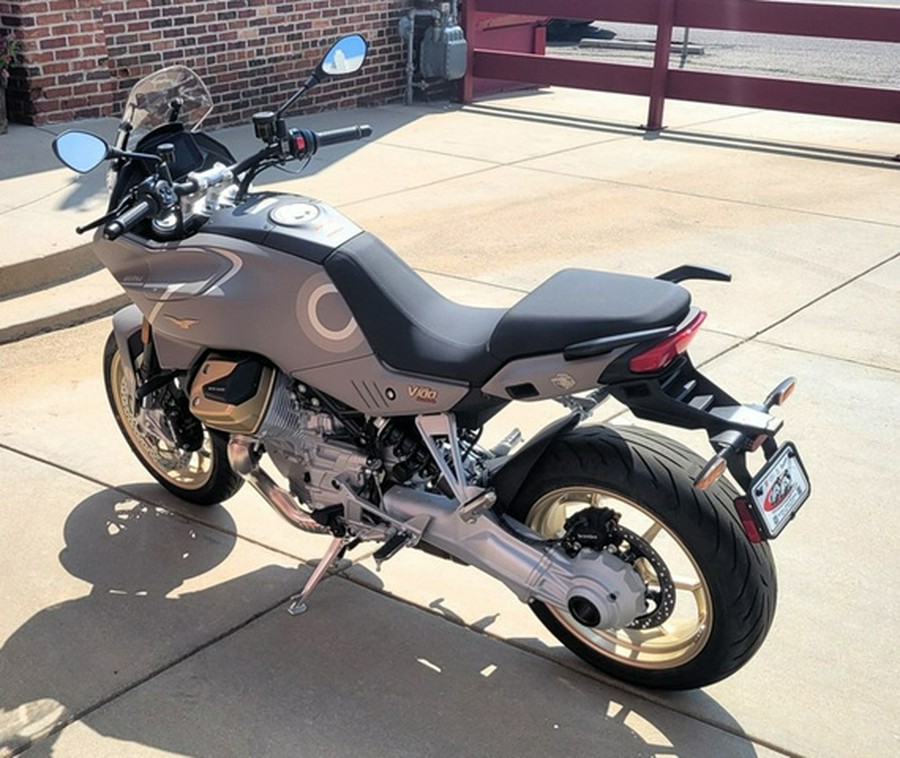 2024 Moto Guzzi V100 Mandello Aviazione Navale