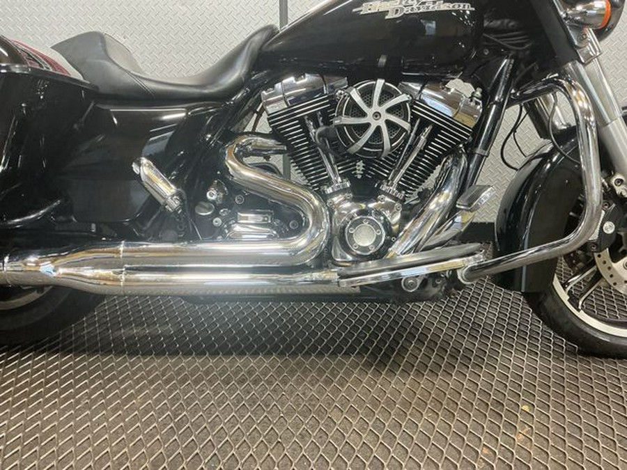 2014 Harley-Davidson Street Glide Base