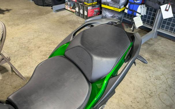 2025 Kawasaki Ninja H2® SX SE ABS