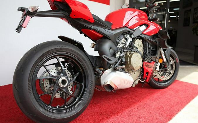 2023 Ducati Streetfighter V4 Ducati Red V4