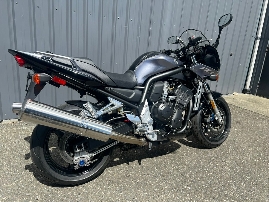 2004 Yamaha FZ1