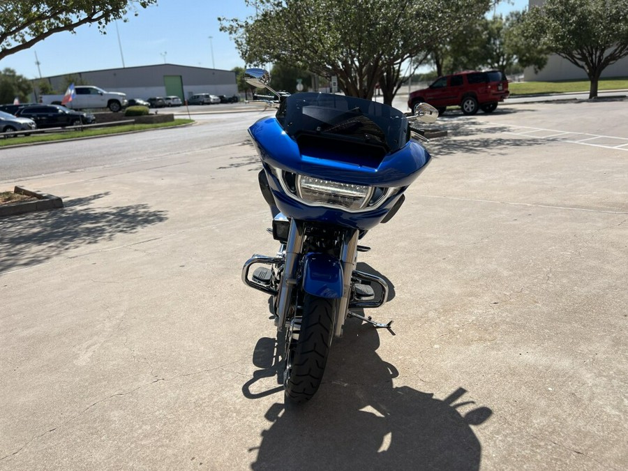 2025 Harley-Davidson® Road Glide® Blue Burst