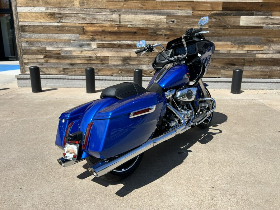 2025 Harley-Davidson® Road Glide® Blue Burst