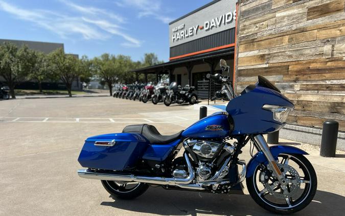 2025 Harley-Davidson® Road Glide® Blue Burst