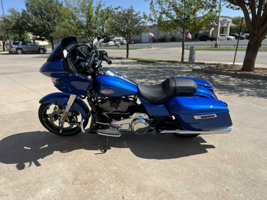 2025 Harley-Davidson® Road Glide® Blue Burst