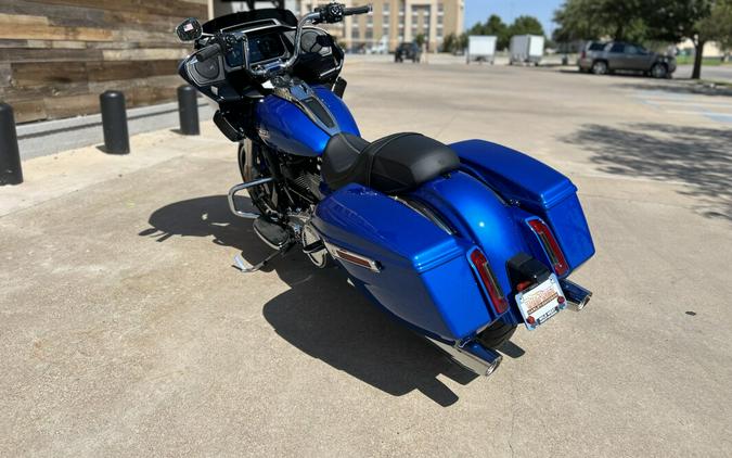 2025 Harley-Davidson® Road Glide® Blue Burst
