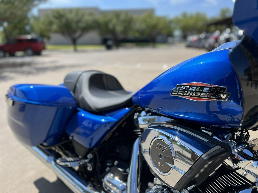 2025 Harley-Davidson® Road Glide® Blue Burst