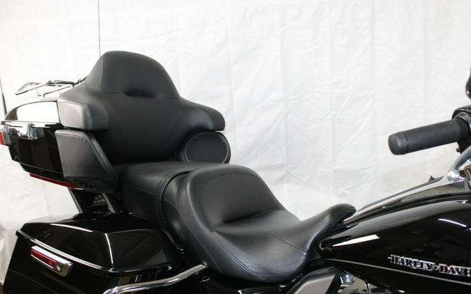 Harley-Davidson® Electra Glide® Ultra Limited 2014 BLACK W/ PINSTRIPE
