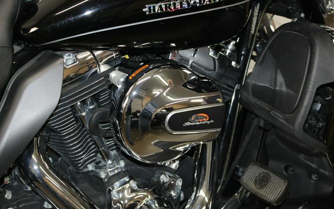 Harley-Davidson® Electra Glide® Ultra Limited 2014 BLACK W/ PINSTRIPE