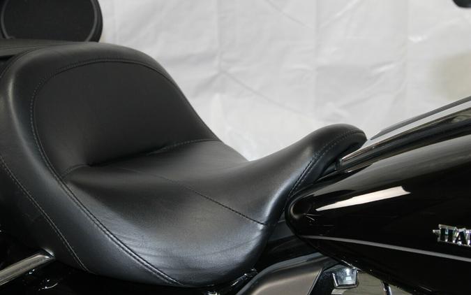 Harley-Davidson® Electra Glide® Ultra Limited 2014 BLACK W/ PINSTRIPE
