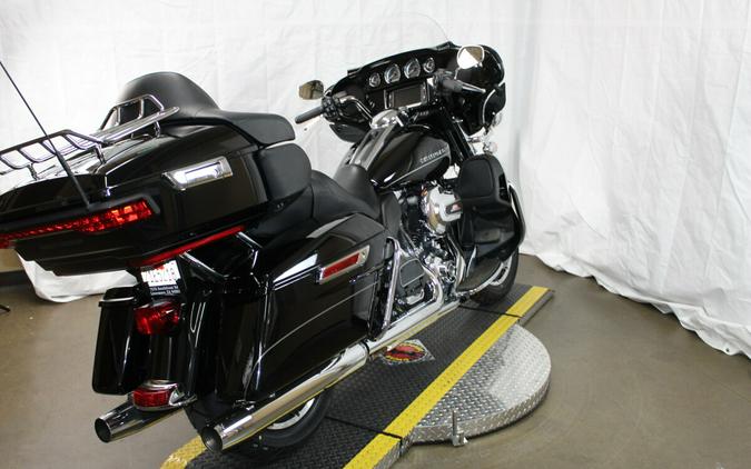 Harley-Davidson® Electra Glide® Ultra Limited 2014 BLACK W/ PINSTRIPE