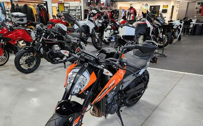 2024 KTM 790 Duke