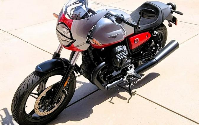 2024 Moto Guzzi V7 Stone Corsa