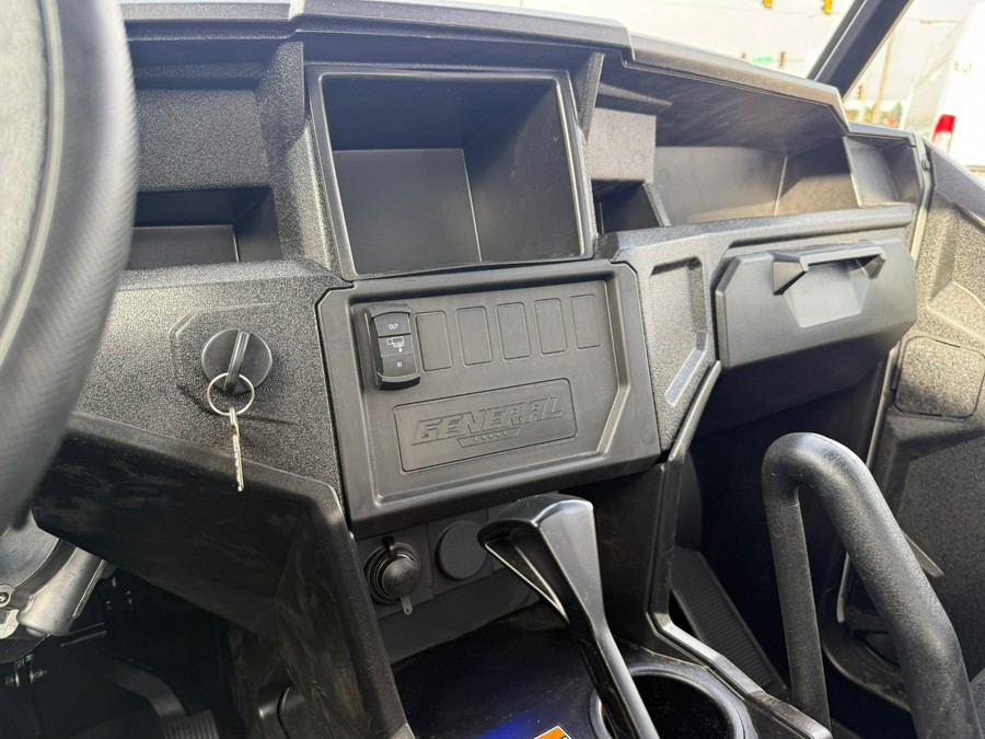 2026 Polaris General XP 4 1000 Sport