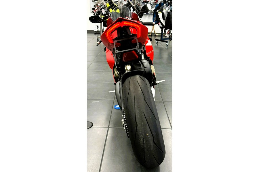 2023 Ducati Panigale V4