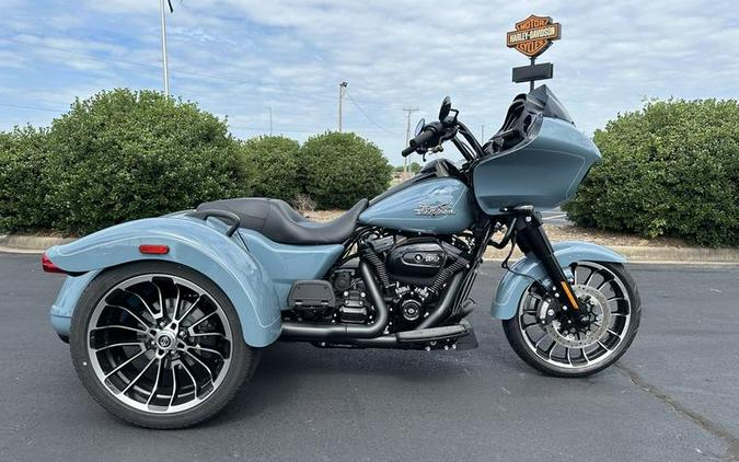 2023 Harley-Davidson Road Glide 3 Trike First Look [5 Fast Facts]