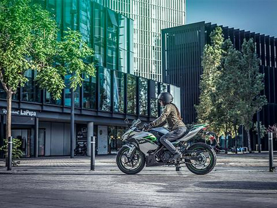 2024 Kawasaki Ninja e-1 ABS