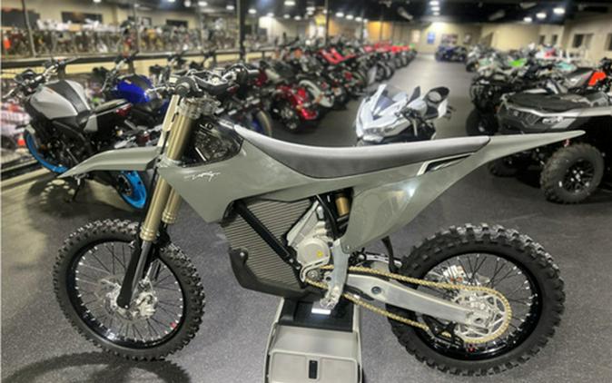 2024 Stark VARG Alpha MX 19"_80HP